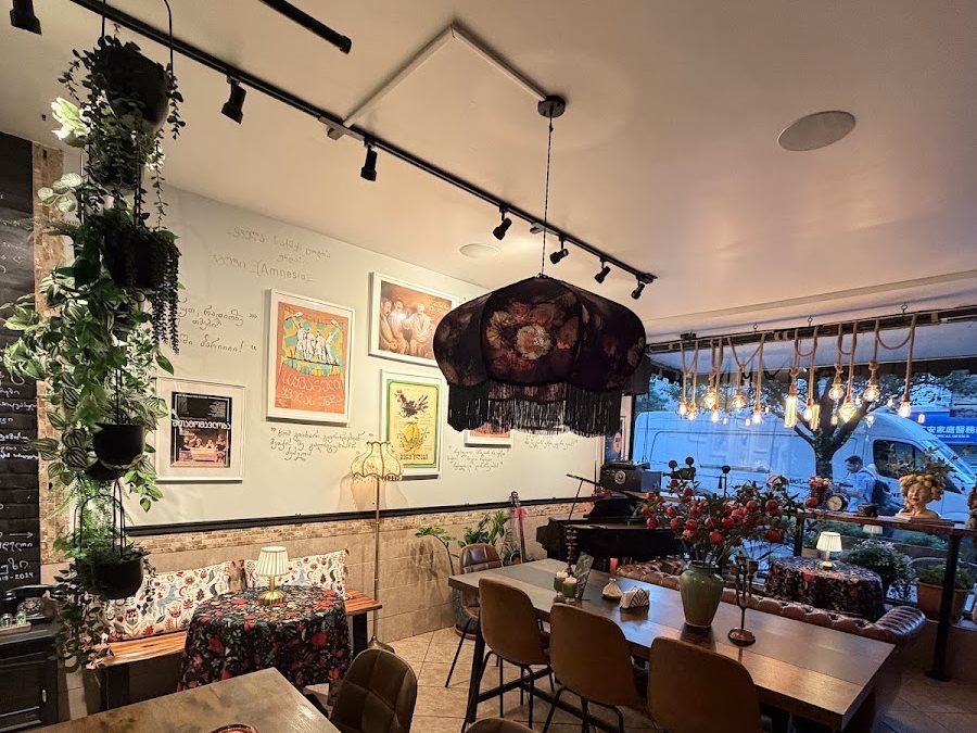 18th Ave Cafe G